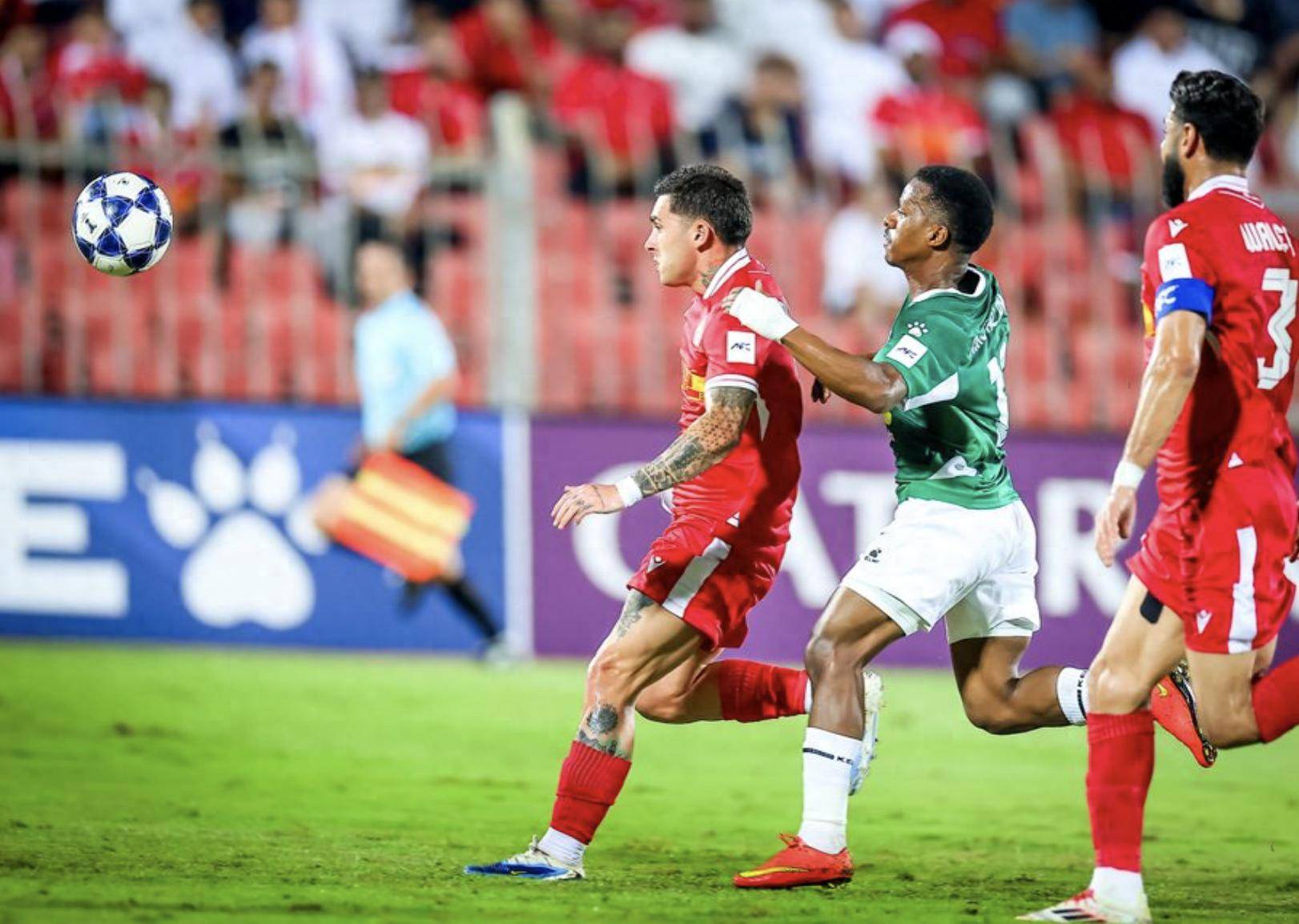 亚冠淘汰赛首轮战火热烈，球队实力比拼斗志昂扬的简单介绍