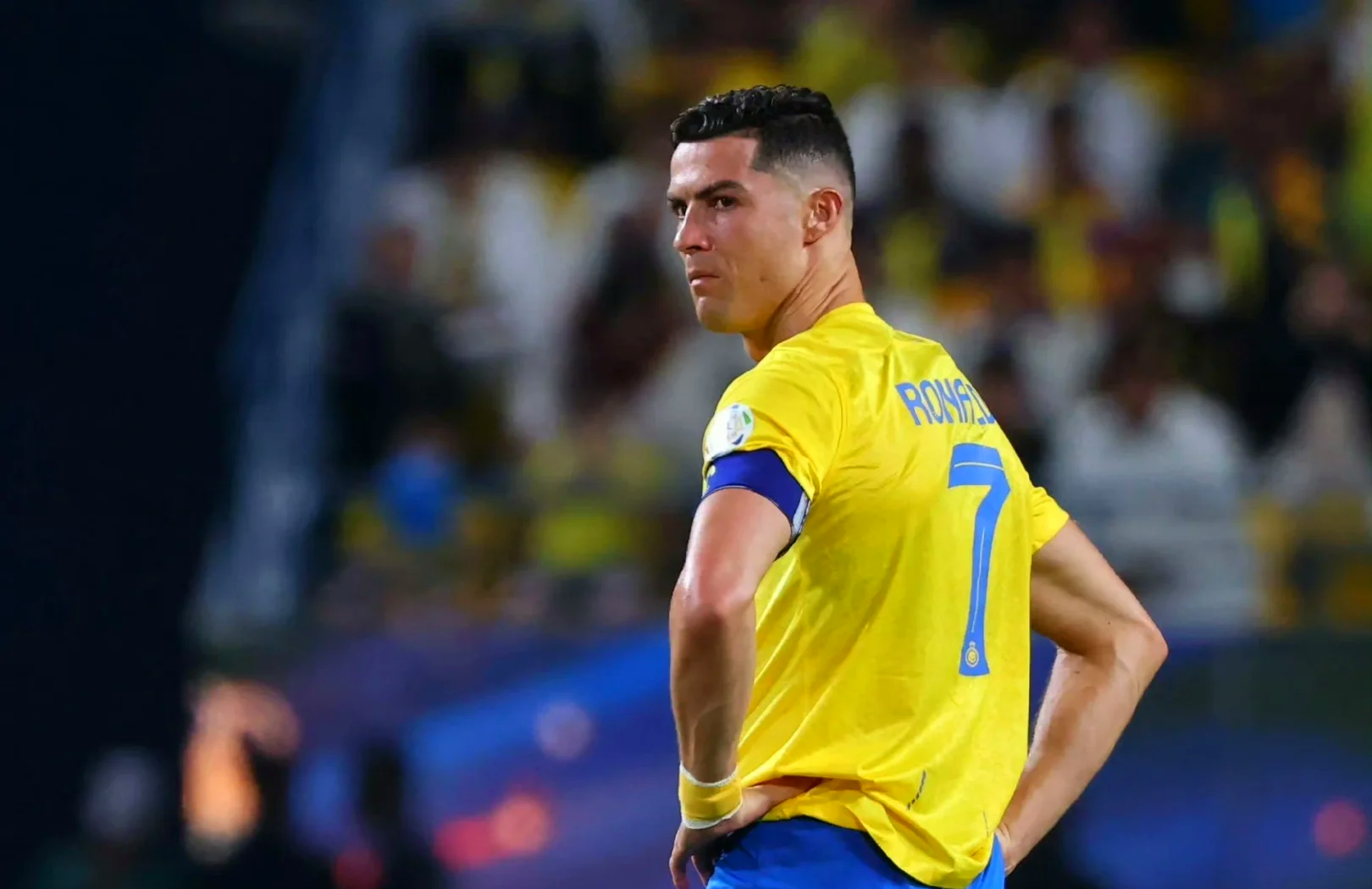 尤文图斯罕见不胜，C罗造错失射门