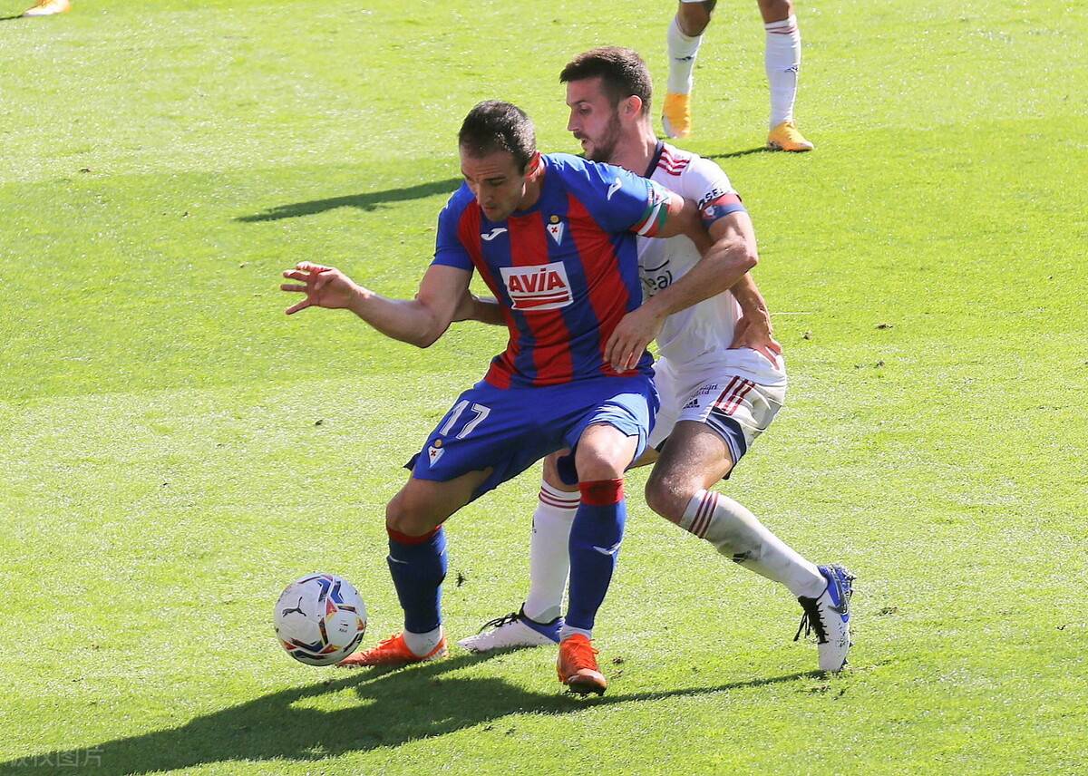 埃瓦尔实力不俗，斩获关键胜利的简单介绍