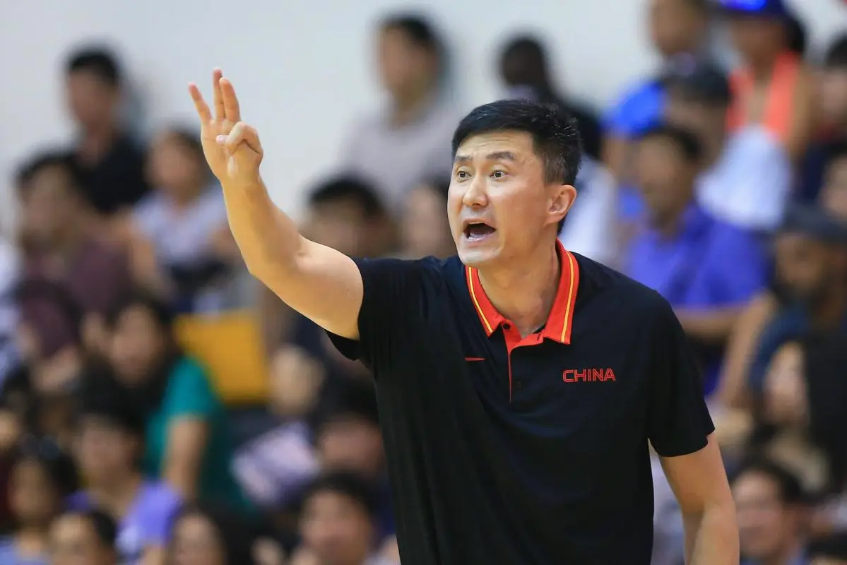 博洛尼亚助教指导青年队训练，培养新秀的简单介绍